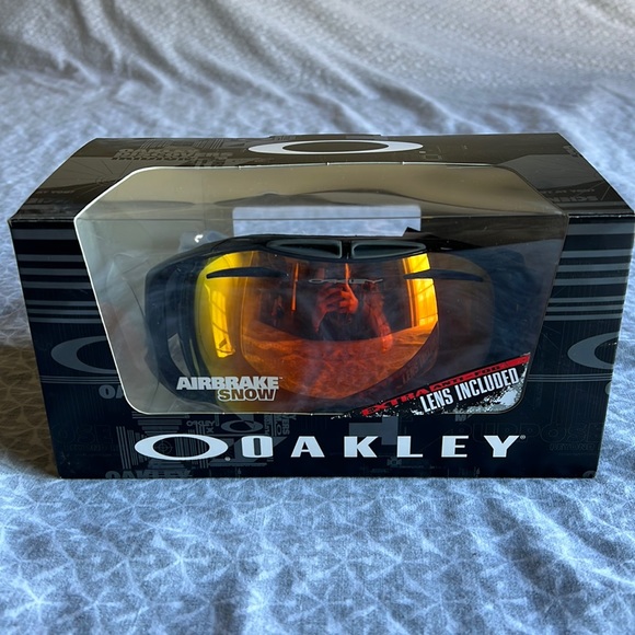 Oakley Other - Oakley Airbrake Goggles